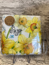 Load image into Gallery viewer, Daffodil wax burner gift set