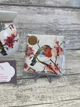 Load image into Gallery viewer, Robin in tree large Gift Set