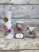 Load image into Gallery viewer, Pink butterfly gift set