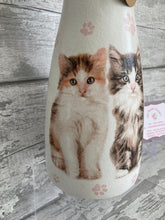 Load image into Gallery viewer, Kitten Vase & Light Up Bottle gift set