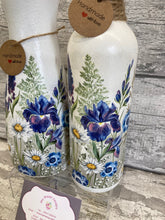 Load image into Gallery viewer, Iris Flower vase and light up bottle set
