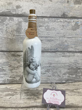 Load image into Gallery viewer, Angel vase & light up bottle set