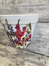 Load image into Gallery viewer, Wildflower plant pot