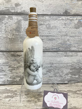 Load image into Gallery viewer, Angel vase & light up bottle set