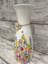 Load image into Gallery viewer, Mum vase - Flower and butterfly