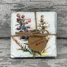 Load image into Gallery viewer, Bee slate coasters