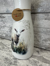 Load image into Gallery viewer, Lamb Vase
