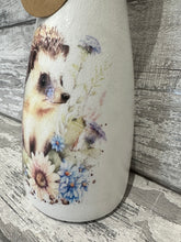 Load image into Gallery viewer, Hedgehog vase