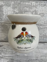 Load image into Gallery viewer, Robins Appear wax burner