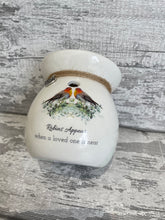 Load image into Gallery viewer, Robins Appear wax burner