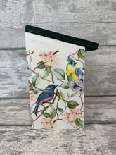 Load image into Gallery viewer, Birds bird box