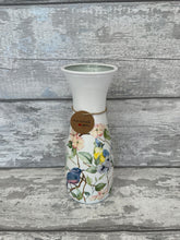 Load image into Gallery viewer, Birds Vase