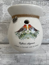Load image into Gallery viewer, Robins Appear wax burner