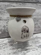 Load image into Gallery viewer, Old English wax burner