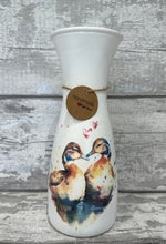 Load image into Gallery viewer, Duck Vase