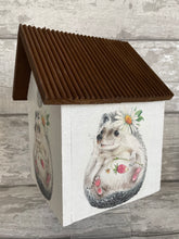 Load image into Gallery viewer, Hedgehog Bird box