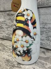 Load image into Gallery viewer, Gonk Vase