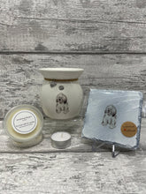 Load image into Gallery viewer, Old English wax burner gift set