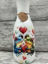 Load image into Gallery viewer, Frog vase
