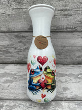 Load image into Gallery viewer, Frog vase
