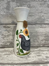 Load image into Gallery viewer, Chicken vase
