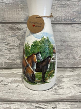 Load image into Gallery viewer, Horse vase
