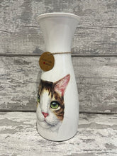 Load image into Gallery viewer, Cat vase
