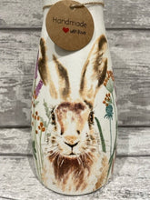 Load image into Gallery viewer, Hare floral vase
