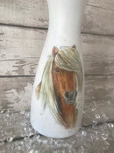 Load image into Gallery viewer, Pony vase
