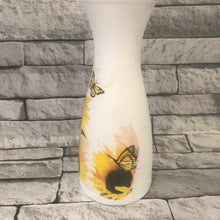 Load image into Gallery viewer, Sunflower butterfly vase
