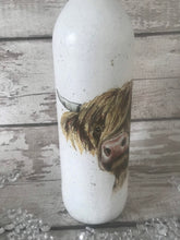 Load image into Gallery viewer, Highland Cow Light Up Bottle
