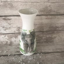 Load image into Gallery viewer, Elephant Vase &amp; Light Up Bottle
