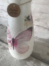 Load image into Gallery viewer, Pink butterfly vase
