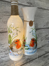 Load image into Gallery viewer, White robin vase &amp; light up bottle
