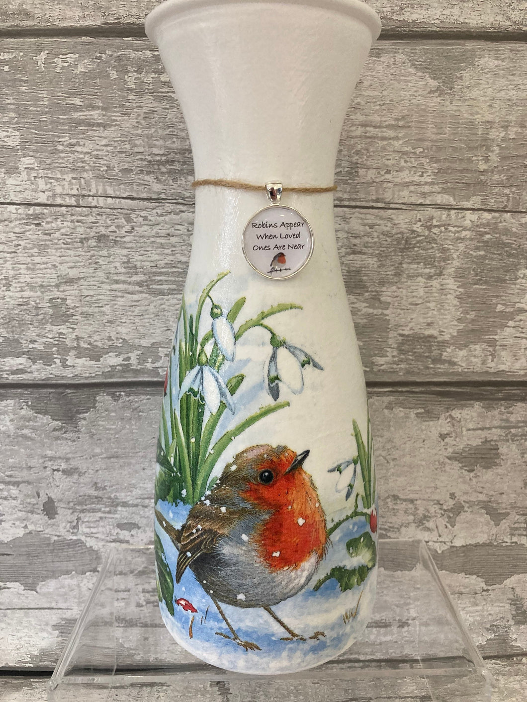 Robin vase, with charm