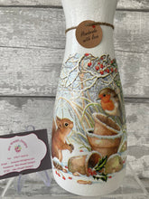 Load image into Gallery viewer, Robin  Vase and bird box gift set
