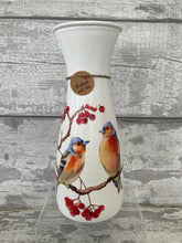 Load image into Gallery viewer, Chaffinch vase
