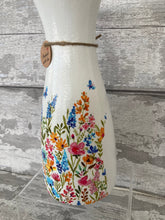 Load image into Gallery viewer, Wildflower colour vase
