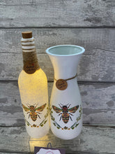 Load image into Gallery viewer, Floral Bee Vase &amp; Light Up Bottle
