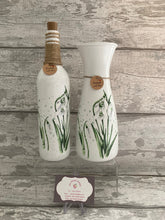 Load image into Gallery viewer, Snowdrop vase and light up bottle set
