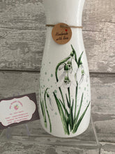 Load image into Gallery viewer, Snowdrop vase and light up bottle set
