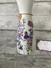 Load image into Gallery viewer, Butterfly Vase and bird box gift set
