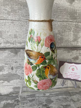 Load image into Gallery viewer, Birds vase and bird box gift set
