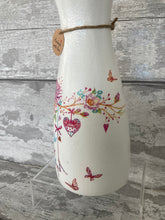 Load image into Gallery viewer, Mum vase
