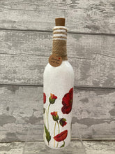 Load image into Gallery viewer, Poppy field vase &amp; light up bottle set
