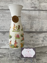 Load image into Gallery viewer, Easter light up bottle and matching vase
