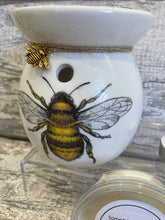 Load image into Gallery viewer, Bee Wax burner gift set
