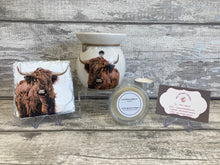 Load image into Gallery viewer, Highland Cow Wax Burner complete gift Set
