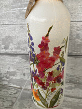 Load image into Gallery viewer, wild flower light up bottle
