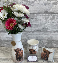 Load image into Gallery viewer, Highland Cow Gift Set
